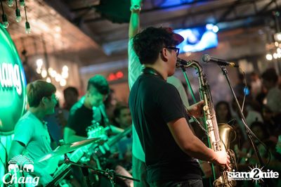 Mild & Morning Soon Live at SKIP Bar — photo 194