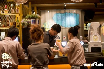 คืนวันศุกร์ ที่ร้าน แฮปปี้ ฟิช, เอเชีย ทีค เดอะ ริเวอร์ฟร้อนท์ — photo 7
