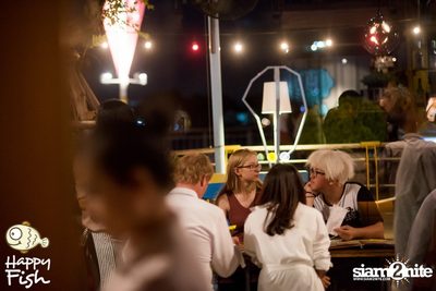 คืนวันศุกร์ ที่ร้าน แฮปปี้ ฟิช, เอเชีย ทีค เดอะ ริเวอร์ฟร้อนท์ — photo 8