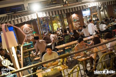 คืนวันศุกร์ ที่ร้าน แฮปปี้ ฟิช, เอเชีย ทีค เดอะ ริเวอร์ฟร้อนท์ — photo 37