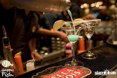 คืนวันศุกร์ ที่ร้าน แฮปปี้ ฟิช, เอเชีย ทีค เดอะ ริเวอร์ฟร้อนท์ — photo 58