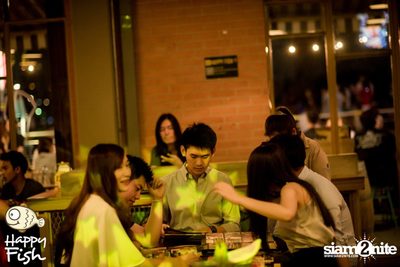 คืนวันศุกร์ ที่ร้าน แฮปปี้ ฟิช, เอเชีย ทีค เดอะ ริเวอร์ฟร้อนท์ — photo 66