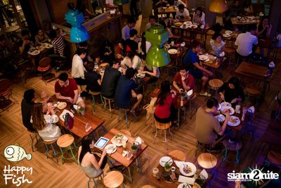 คืนวันศุกร์ ที่ร้าน แฮปปี้ ฟิช, เอเชีย ทีค เดอะ ริเวอร์ฟร้อนท์ — photo 72