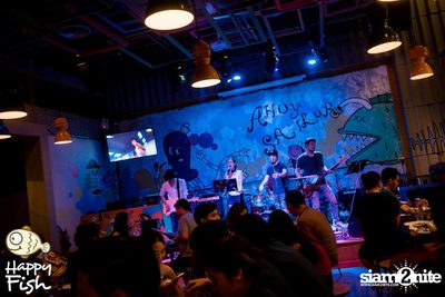 คืนวันศุกร์ ที่ร้าน แฮปปี้ ฟิช, เอเชีย ทีค เดอะ ริเวอร์ฟร้อนท์ — photo 75