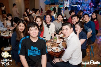 คืนวันศุกร์ ที่ร้าน แฮปปี้ ฟิช, เอเชีย ทีค เดอะ ริเวอร์ฟร้อนท์ — photo 76
