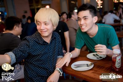 คืนวันศุกร์ ที่ร้าน แฮปปี้ ฟิช, เอเชีย ทีค เดอะ ริเวอร์ฟร้อนท์ — photo 82