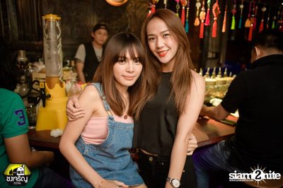 Friday Night at Chongjaroen Festival — photo 2