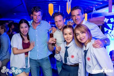 คืนวันศุกร์ ที่ Grand Hyatt Erawan Bangkok — photo 93