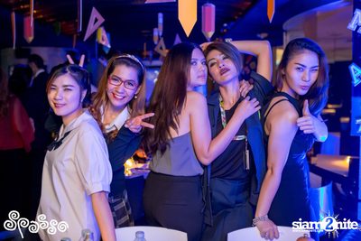 คืนวันศุกร์ ที่ Grand Hyatt Erawan Bangkok — photo 129