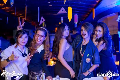 คืนวันศุกร์ ที่ Grand Hyatt Erawan Bangkok — photo 130