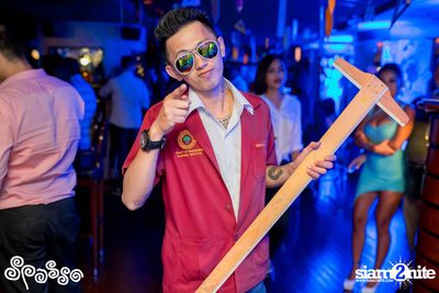 คืนวันศุกร์ ที่ Grand Hyatt Erawan Bangkok — photo 155