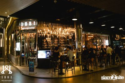 Saturday Night at 1881 by Water Library — photo 87