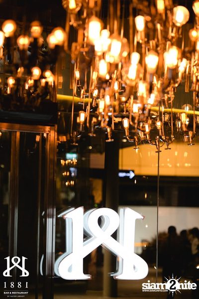 Saturday Night at 1881 by Water Library — photo 124