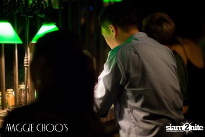 Singto Numchok Live ที่ แม็กกี้ ชูวส์ — photo 68