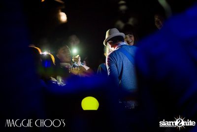 Singto Numchok Live ที่ แม็กกี้ ชูวส์ — photo 94