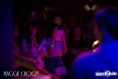 Singto Numchok Live ที่ แม็กกี้ ชูวส์ — photo 102