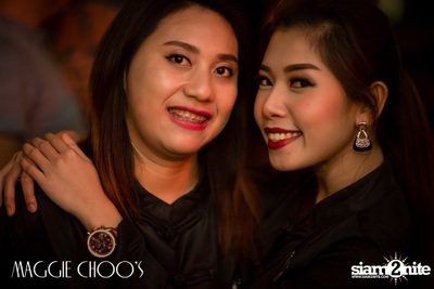 Singto Numchok Live ที่ แม็กกี้ ชูวส์ — photo 131