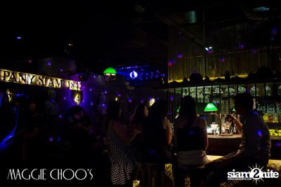 Singto Numchok Live ที่ แม็กกี้ ชูวส์ — photo 153