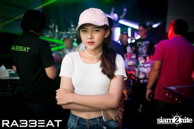 Boom Boom Cash ที่ร้าน แรบบีท — photo 5