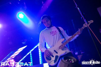 Boom Boom Cash ที่ร้าน แรบบีท — photo 23