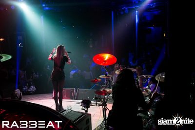 Boom Boom Cash ที่ร้าน แรบบีท — photo 43