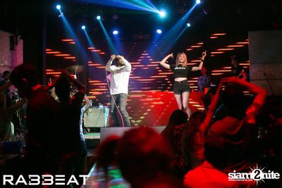 Boom Boom Cash ที่ร้าน แรบบีท — photo 59