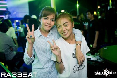 Boom Boom Cash ที่ร้าน แรบบีท — photo 62