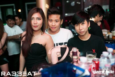 Boom Boom Cash ที่ร้าน แรบบีท — photo 81