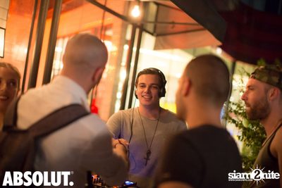 Roof 409 X Absolut นำเสนอ Flair Enough  — photo 31