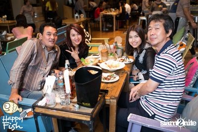 คืนวันศุกร์ ที่ร้าน แฮปปี้ ฟิช, เอเชีย ทีค เดอะ ริเวอร์ฟร้อนท์ — photo 23