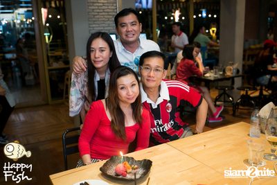 คืนวันศุกร์ ที่ร้าน แฮปปี้ ฟิช, เอเชีย ทีค เดอะ ริเวอร์ฟร้อนท์ — photo 45