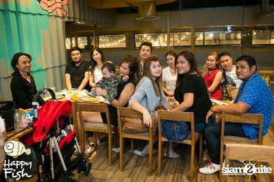 คืนวันศุกร์ ที่ร้าน แฮปปี้ ฟิช, เอเชีย ทีค เดอะ ริเวอร์ฟร้อนท์ — photo 48