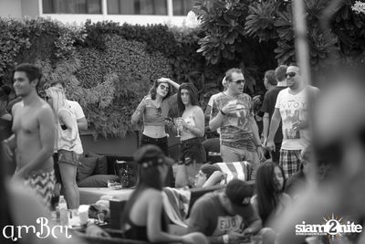 amWET Pool Party ที่ แอมบาร์ | Olympic — photo 14