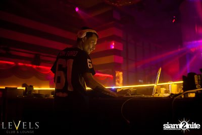 Thursday Hip Hop Edition กับ DJ Tob ที่ เลเวล — photo 5