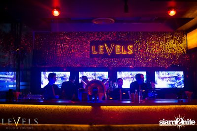 Thursday Hip Hop Edition กับ DJ Tob ที่ เลเวล — photo 19