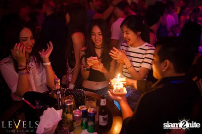 Thursday Hip Hop Edition กับ DJ Tob ที่ เลเวล — photo 33