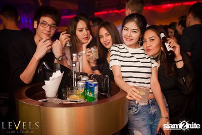 Thursday Hip Hop Edition กับ DJ Tob ที่ เลเวล — photo 35