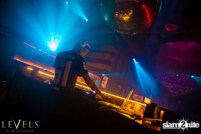 Thursday Hip Hop Edition กับ DJ Tob ที่ เลเวล — photo 61