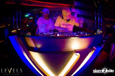 Thursday Hip Hop Edition กับ DJ Tob ที่ เลเวล — photo 107
