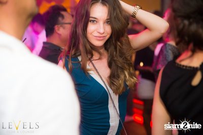 ปาร์ตี้คืนวันศุกร์ ที่ร้าน เลเวล, สุขุมวิท ซอย 11 — photo 4
