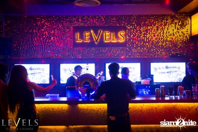 ปาร์ตี้คืนวันศุกร์ ที่ร้าน เลเวล, สุขุมวิท ซอย 11 — photo 5