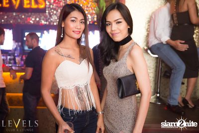 ปาร์ตี้คืนวันศุกร์ ที่ร้าน เลเวล, สุขุมวิท ซอย 11 — photo 30
