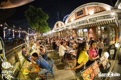 คืนวันศุกร์ ที่ร้าน แฮปปี้ ฟิช, เอเชีย ทีค เดอะ ริเวอร์ฟร้อนท์ — photo 2
