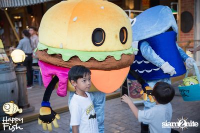 คืนวันศุกร์ ที่ร้าน แฮปปี้ ฟิช, เอเชีย ทีค เดอะ ริเวอร์ฟร้อนท์ — photo 8