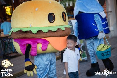 คืนวันศุกร์ ที่ร้าน แฮปปี้ ฟิช, เอเชีย ทีค เดอะ ริเวอร์ฟร้อนท์ — photo 9