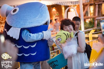 คืนวันศุกร์ ที่ร้าน แฮปปี้ ฟิช, เอเชีย ทีค เดอะ ริเวอร์ฟร้อนท์ — photo 17