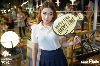 คืนวันศุกร์ ที่ร้าน แฮปปี้ ฟิช, เอเชีย ทีค เดอะ ริเวอร์ฟร้อนท์ — photo 23