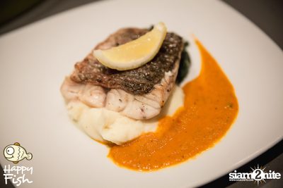 คืนวันศุกร์ ที่ร้าน แฮปปี้ ฟิช, เอเชีย ทีค เดอะ ริเวอร์ฟร้อนท์ — photo 38