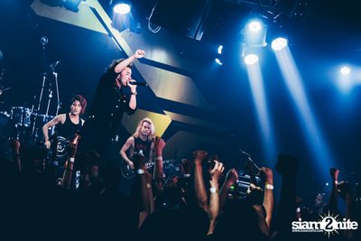 Crossfaith New Age Warriors Tour 2016 ที่ สตูดิโอ ไลฟ์ ฮอลล์ — photo 6