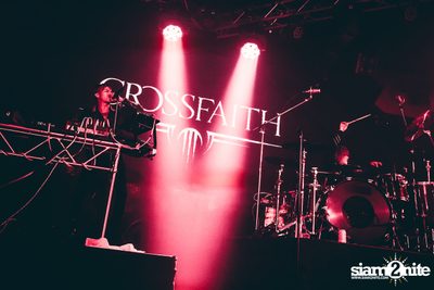 Crossfaith New Age Warriors Tour 2016 ที่ สตูดิโอ ไลฟ์ ฮอลล์ — photo 28